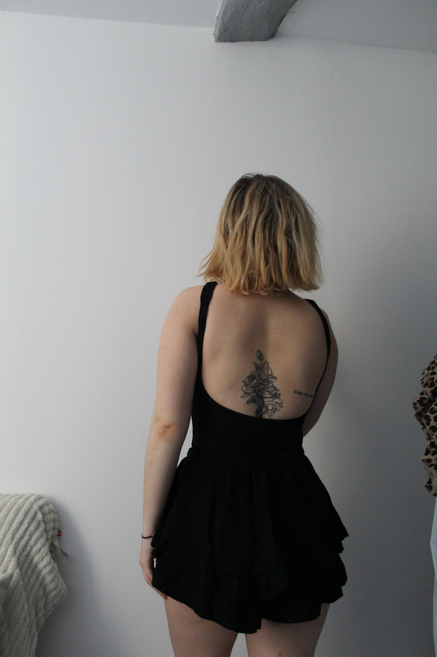Jupe-short noir gaze de coton