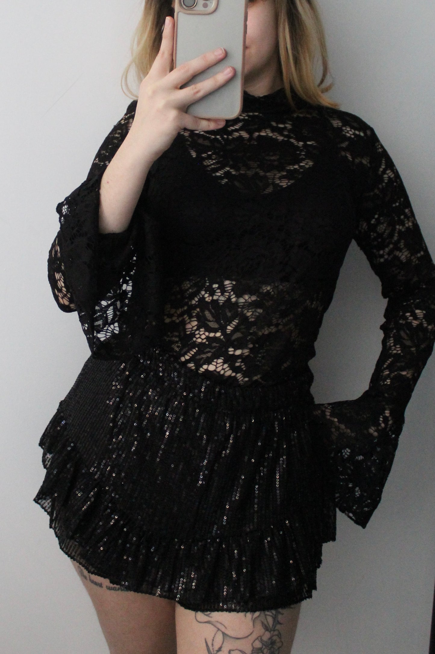 Jupe-short en sequins noir